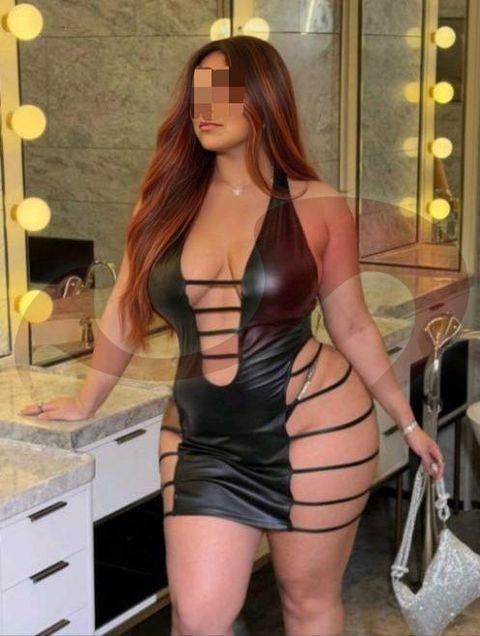 - Big Boobs | geile Titten: Georgia in Salzburg / Wals/Salzburg , Grenzwaldweg 6