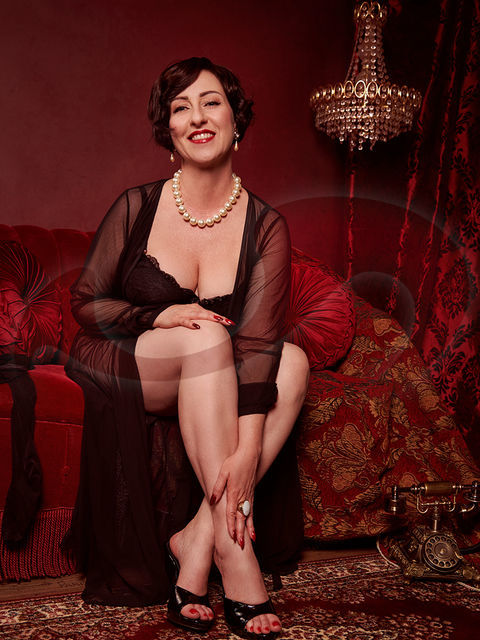 Nicole in Oberösterreich / Ried im Traunkreis , Voitsdorferstraße 16