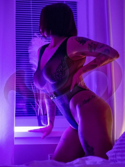  - Big Boobs | geile Titten:  Mischel  in Wien  / Wien , Senbrunner Strae 7 