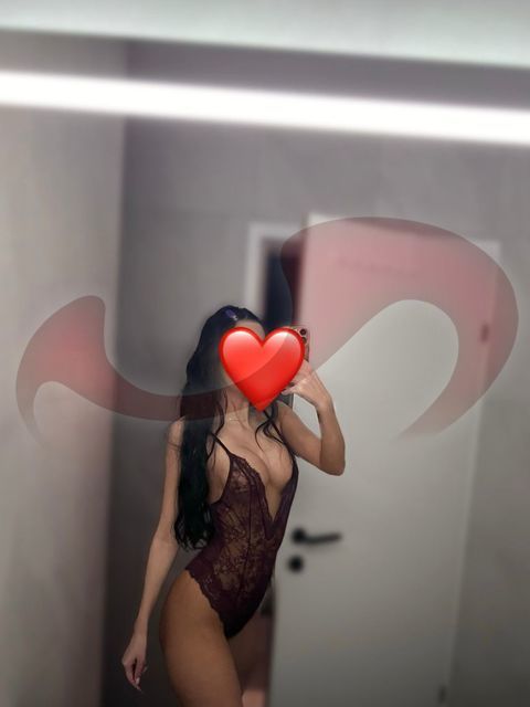  - Girls | Models | Callgirls:  Sonia  in Ober&ouml;sterreich  / Braunau , Neue Innbr�ckenstra�e 1 