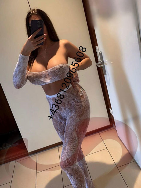 - Newcomer | Erstversuch:  Alina  in Oberösterreich  / Haid bei Ansfelden , Wiener Straße 33