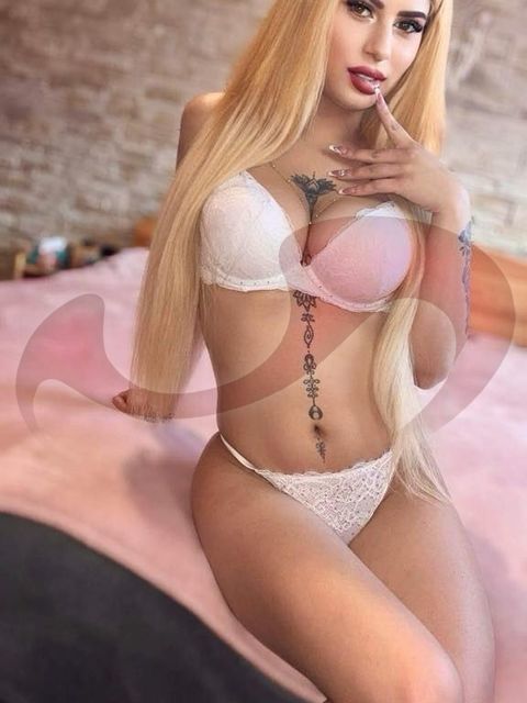  - Girls | Models | Callgirls:  Alexa C  in Nieder&ouml;sterreich  / Kemmelbach , Gewerbestra�e 2 