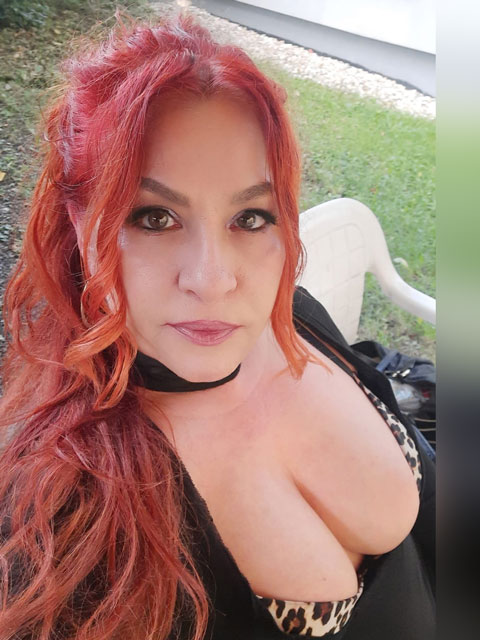 - Massage Studios | Erotikmassage:  Mina  in Oberösterreich  / Linz , Gürtelstraße 30a /