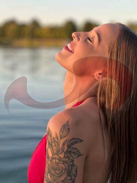  - Massage Studios | Erotikmassage:  Ashanti, Ungarische Gttin  in Oberösterreich  / Leonding , Kornstrae 