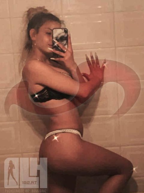  - Girls | Models | Callgirls:  Mila  in Steiermark  / Graz , Puchstrae 182 