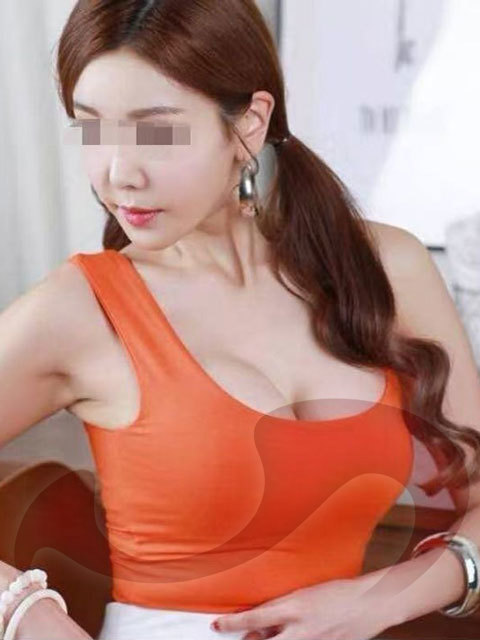 - Girls | Models | Callgirls: Lina China in Niederösterreich / St. Valentin , Wiener Straße 28