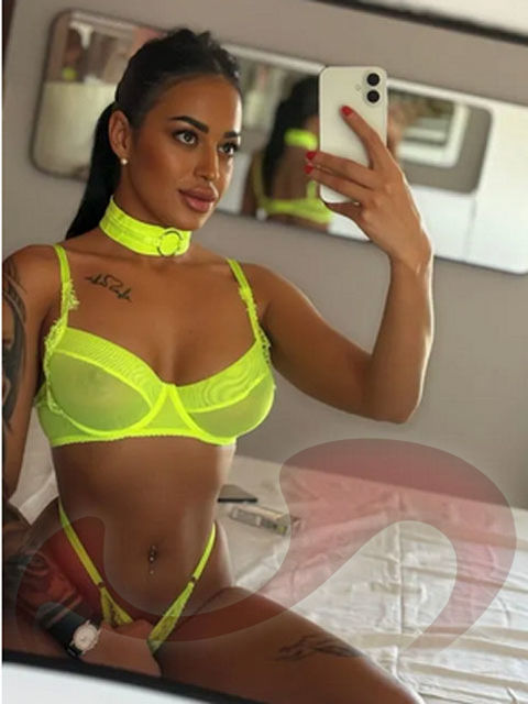  - Girls | Models | Callgirls:  Erika  in Wien  / Wien , Zollgasse 3 