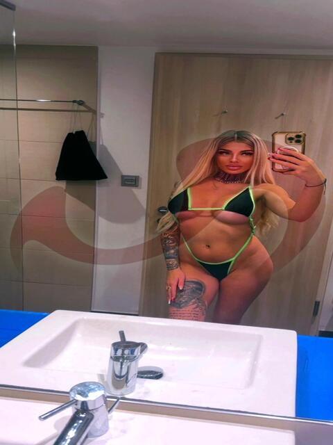  - Girls | Models | Callgirls:  Julia  in Ober&ouml;sterreich  / Pasching , Kremstal Bundesstra�e 5 